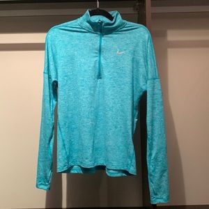 Nike Running - Dri-Fit Long sleeve with thumb holes (Half zip)